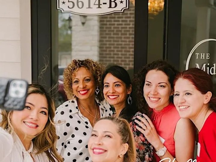 SheMeansBusiness: Networking for Women Entrepreneurs
